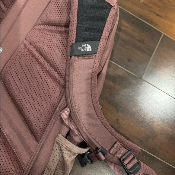 The North Face Men's Brown Backpack - Picture 4 of 5